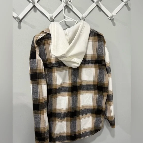 Womens flannel shacket size XL - Picture 4 of 4